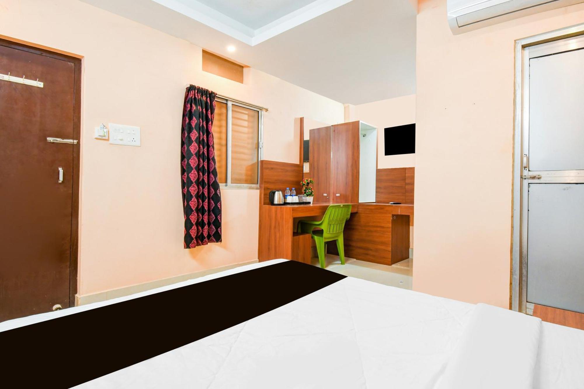 Super Hotel O Dakshin Dwar Formerly Radha Krishna Niwas Puri Dış mekan fotoğraf