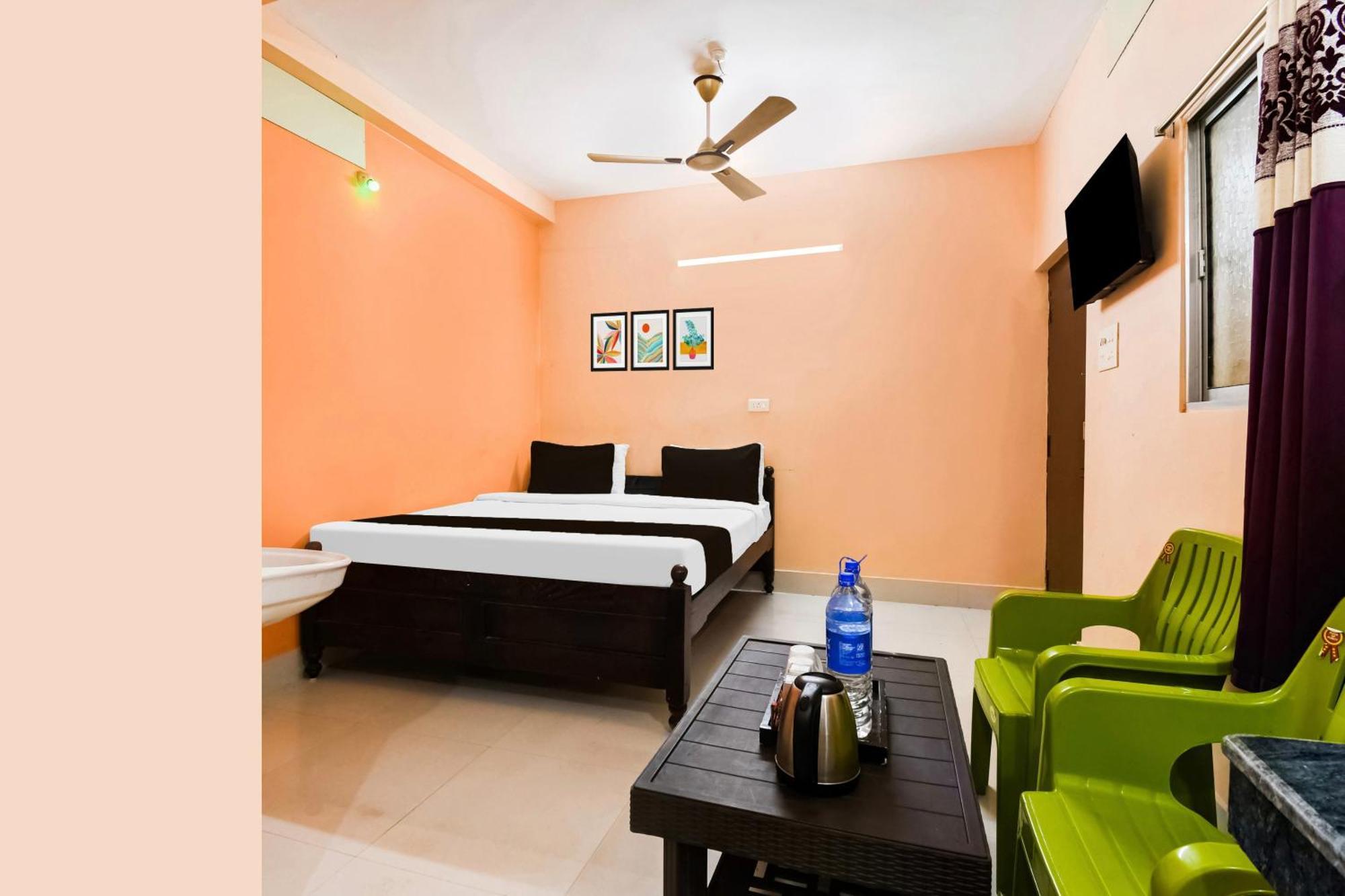 Super Hotel O Dakshin Dwar Formerly Radha Krishna Niwas Puri Dış mekan fotoğraf